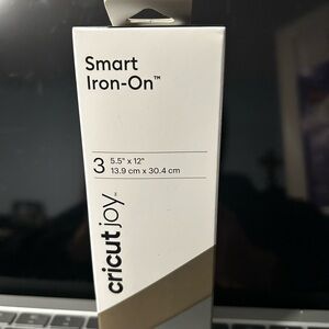 Cricut Smart Iron-On Sampler - Gold and Silver Brand New